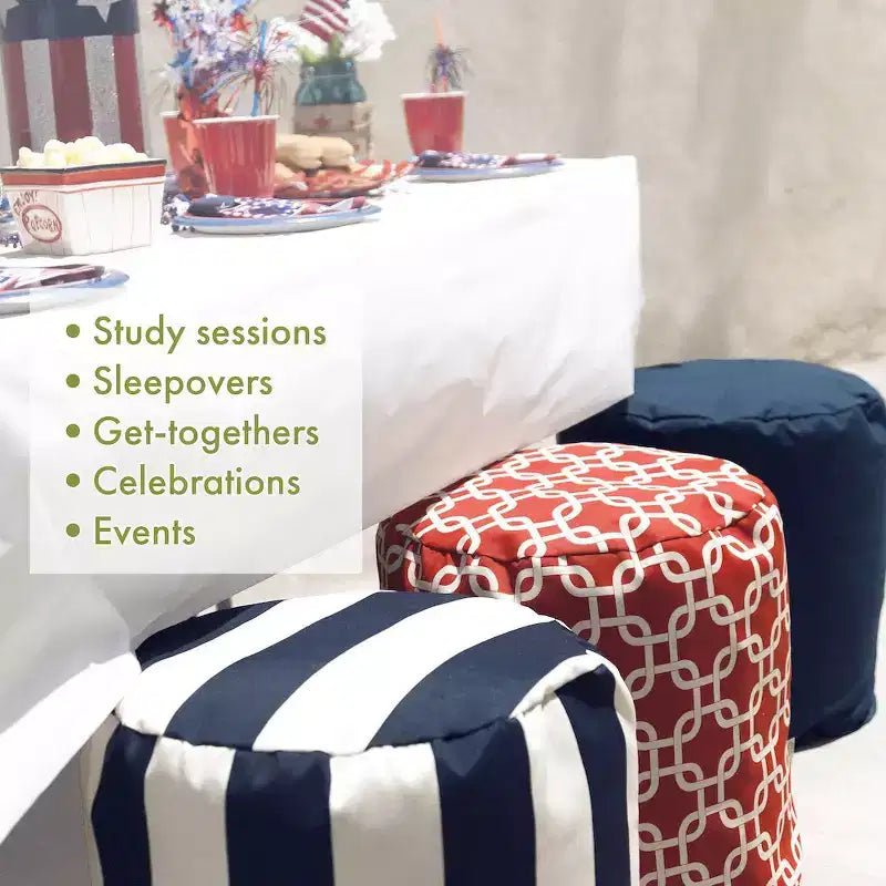 Majestic Home Goods, Pouf à pois Ikat