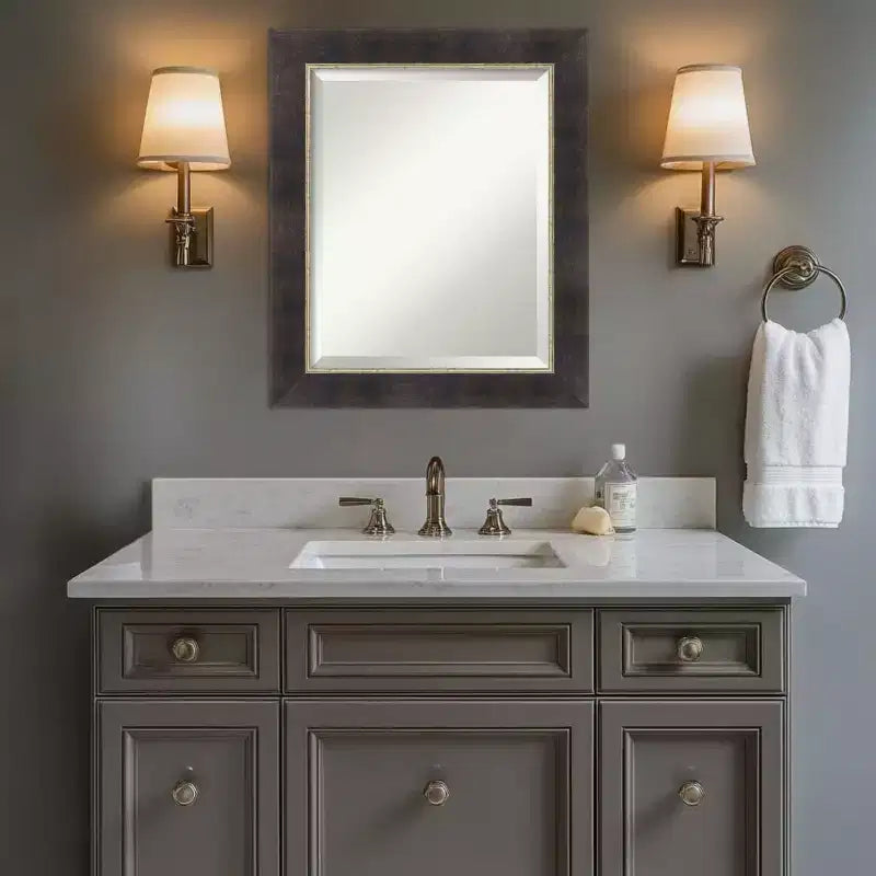 Miroir mural de salle de bain biseauté encadré en bois bronze antique Odin Amanti Art