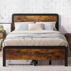 Cadre de lit queen avec tête de lit et pied de lit en bois, lit plateforme de style rustique avec lattes métalliques, montage simple pour chambre à coucher
