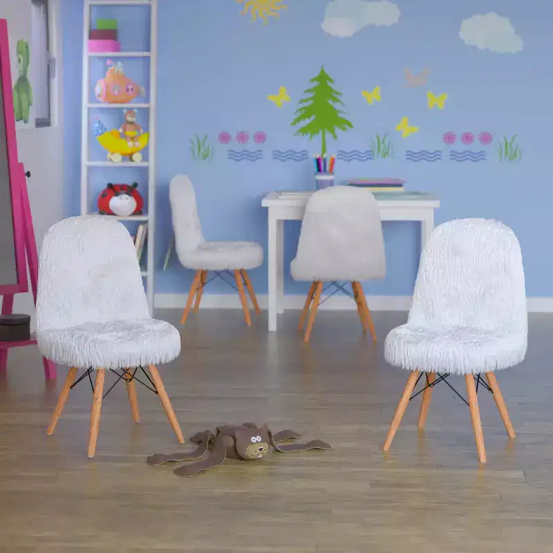 Emma et Oliver – Lot de 4 chaises d'appoint shaggy en forme de chien pour enfant – Chaise de bureau – Chaise de salle de jeux