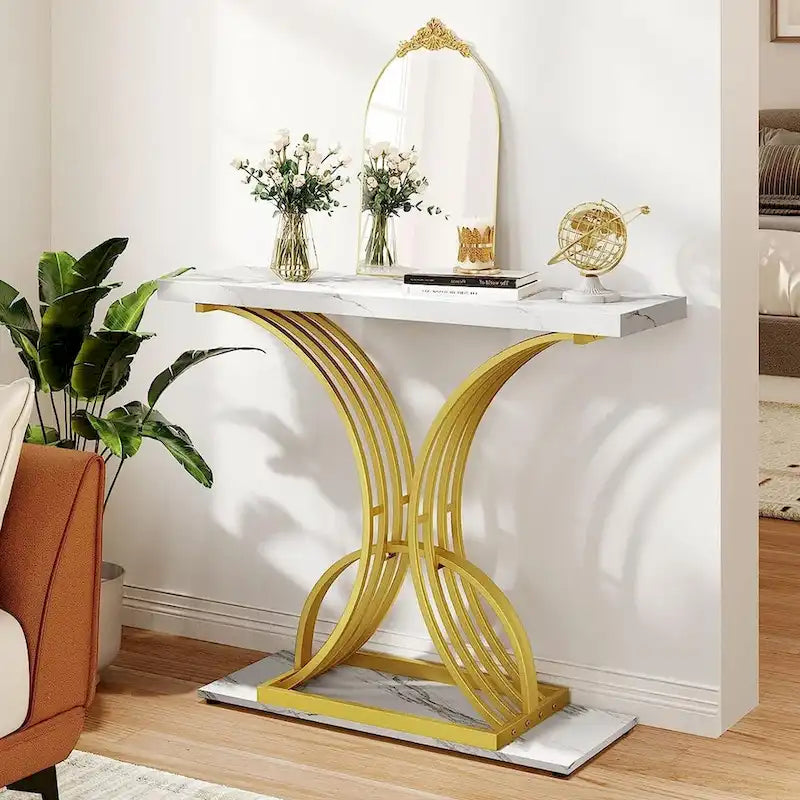 39 Console effet marbre avec piètement doré géométrique pour entrée